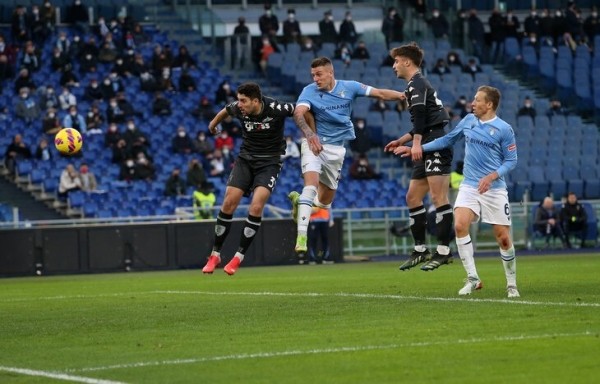 Сарри радикально меняет стиль «Лацио». Впервые после «Наполи» ему дали на это время