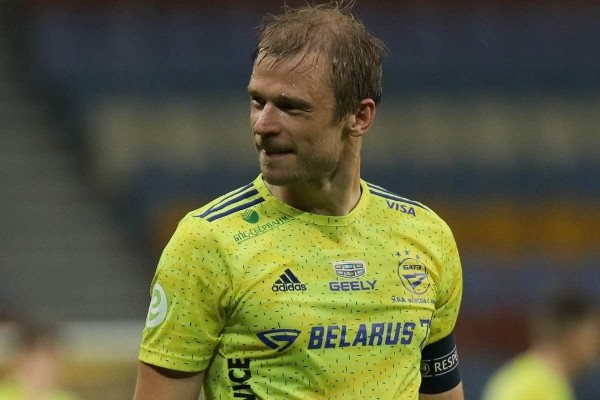 Нехайчик в 2021-м отказал БАТЭ при первом предложении, а второго уже не было. Но почему он закончил, а не ушел к соперникам или вообще за границу, и где сейчас?