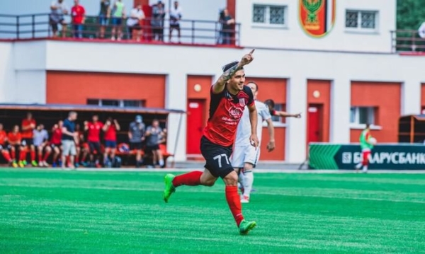 Украинец, бывший одним из лидеров «Славии», спешно покинул Беларусь, но не из-за войны – наделал долгов, развелся с женой и просто пропал где-то в Луганске