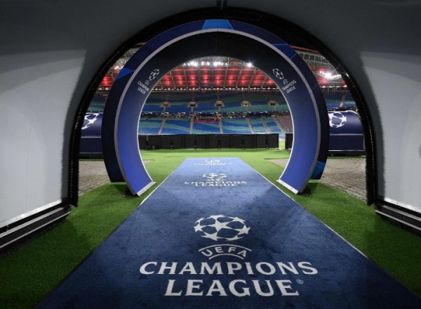 Футбол.  Лига чемпионов. Второй раунд отбора. Первые матчи. "Жальгирис" взял верх над "Мальме", "Карабах" обыграл "Цюрих"
 