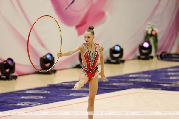 ФОТОФАКТ: Белорусские гимнастки Алина Горносько и Анастасия Салос завоевали золотые награды турнира "Хрустальная роза" ФОТОФАКТ: Белорусские гимнастки Алина Горносько и Анастасия Салос завоевали золотые награды турнира "Хрустальная роза"