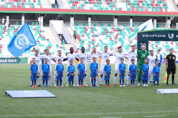 Мог возглавить БАТЭ, не захотел оставаться в &laquo;Шахтере&raquo; &ndash; Радьков мощно работает в &laquo;Ислочи&raquo;, но может уйти до конца сезона (дело в семье и в том, каким стал сейчас ЧБ)