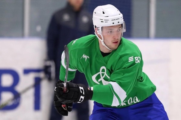 Хоккей. Четыре белорусских игрока отправились с московским "Динамо" на предсезонный сбор в Нижний Новгород
Хоккей. Четыре белорусских игрока отправились с московским "Динамо" на предсезонный сбор в Нижний Новгород