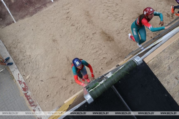 ФОТОФАКТ: Чемпионат Беларуси по пожарно-спасательному спорту проходит в Минске