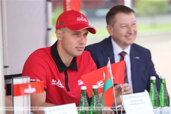 Вязович о ралли "Шелковый путь": в условиях жесткой конкуренции показали достойный результат