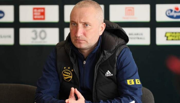 Футбол.  Александр Михайлов: я скажу честно. Благодарен ребятам, как они выполняли план
  