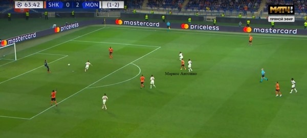 Сарри радикально меняет стиль «Лацио». Впервые после «Наполи» ему дали на это время