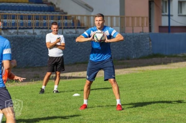 Футбол. Кубок Беларуси. 1/8 финала. "Днепр" 31 июля примет "Славию", онлайн — в 20.00
Футбол. Кубок Беларуси. 1/8 финала. "Днепр" 31 июля примет "Славию", онлайн — в 20.00