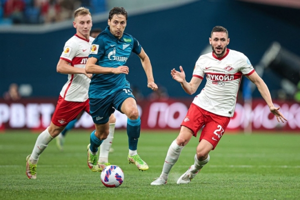 Футбол.  "Зенит" в гостях у "Химок" в стартовом матче чемпионата России. Расписание 1-го тура премьер-лиги
 