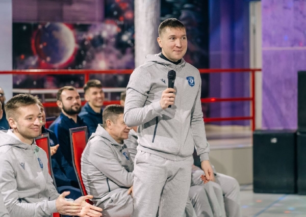 Футбол.  Директор "Витебска": доверяю ли тренерскому штабу? Ну, они пока работают
 