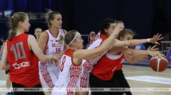 Белорусские баскетболистки выиграли турнир памяти Семена Халипского