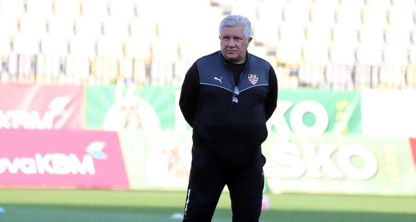 Футбол.  Сергей Ташуев: ничья закономерна. Мы довольны своей командой. Все впереди
 