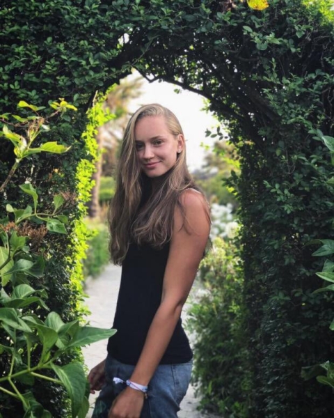 Победив на «Уимблдоне», Рыбакина просто выдохнула. О ее невозмутимости уже делают мемы