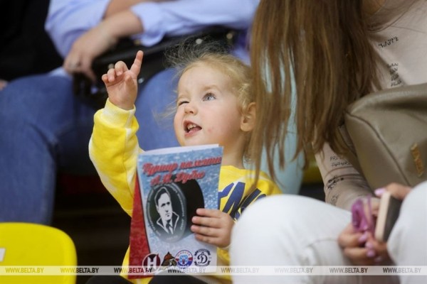 В Гродно стартовал хоккейный турнир памяти Дубко