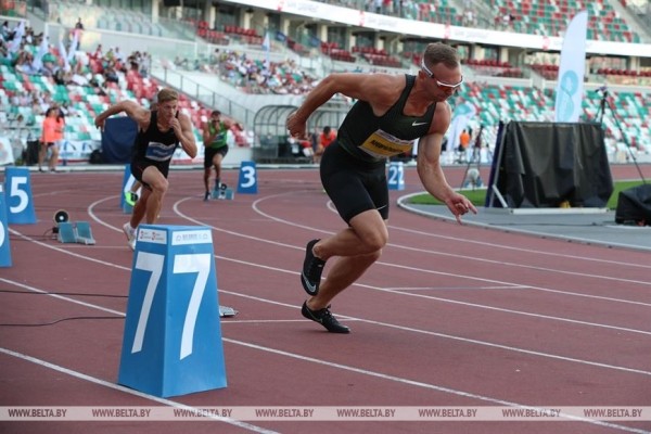ФОТОФАКТ: Открытый чемпионат Беларуси по легкой атлетике проходит на минском стадионе "Динамо"