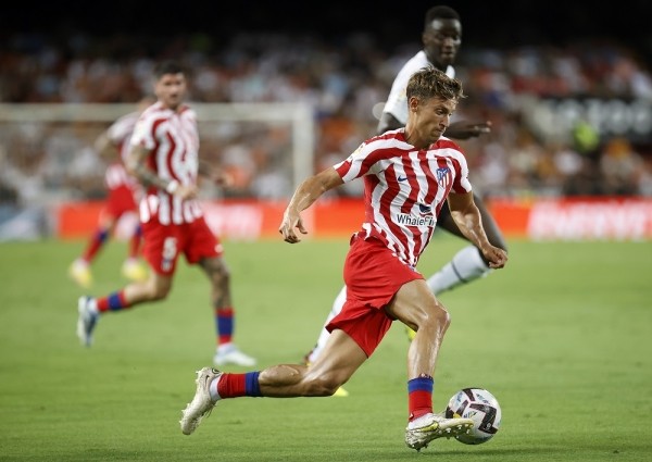 Футбол.  Антуан Гризманн и Тома Лемар, выйдя на замену, за две минуты добыли "Атлетико" минимальную победу над "Валенсией"
 