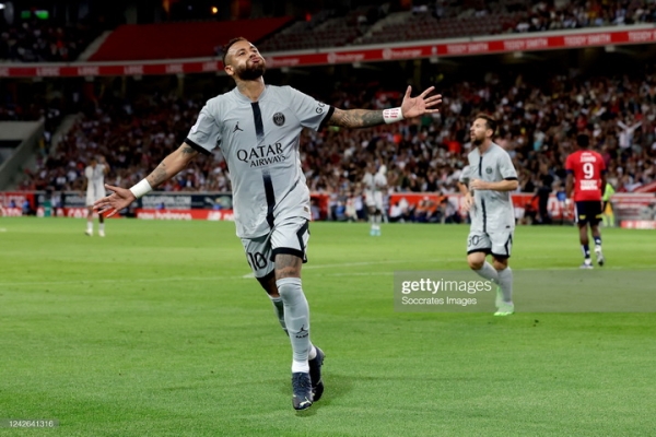 Футбол.  Чемпионат Франции. Хет-трик Мбаппе и дубль Неймара позволили "ПСЖ" устроить гостевой разгром "Лиллю"
 