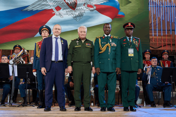 В России прошли соревнования между Зимбабве, Мьянмой, Эсватини и другими «сверхдержавами». Даже тут беларусы не первые