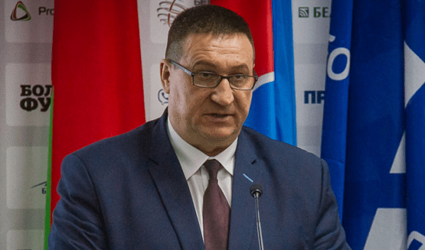 Новые объяснения европровала белфутбола от тех, кто его подталкивал: 4,5 года как «министр» валит на «предыдущих», слова главы АБФФ поднял на смех пропагандист Новые объяснения европровала белфутбола от тех, кто его подталкивал: 4,5 года как «министр» валит на «предыдущих», слова главы АБФФ поднял на смех пропагандист