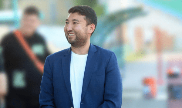 Жуковского не вернули в БАТЭ – и он таки уехал за границу: в клуб, где директора обвиняют в пьянстве с игроками