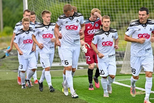 В Беларуси почти не осталось клубов с национальным колоритом в названии: по два в футболе и гандболе, плюс в баскете и американском футболе – и, кажется, всё