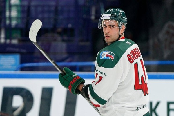 Хоккей. КХЛ. Экс-защитник "Тампы", "Монреаля" и "Колорадо" Марк Барберио подписал контракт с минским "Динамо"
Хоккей. КХЛ. Экс-защитник "Тампы", "Монреаля" и "Колорадо" Марк Барберио подписал контракт с минским "Динамо"