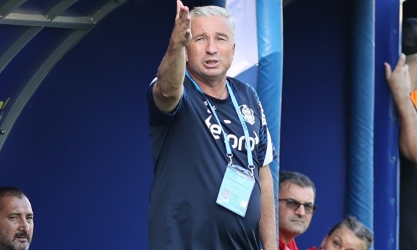 Футбол. Источник: игрокам "Клужа" не платят зарплату три с половиной месяца
Футбол. Источник: игрокам "Клужа" не платят зарплату три с половиной месяца