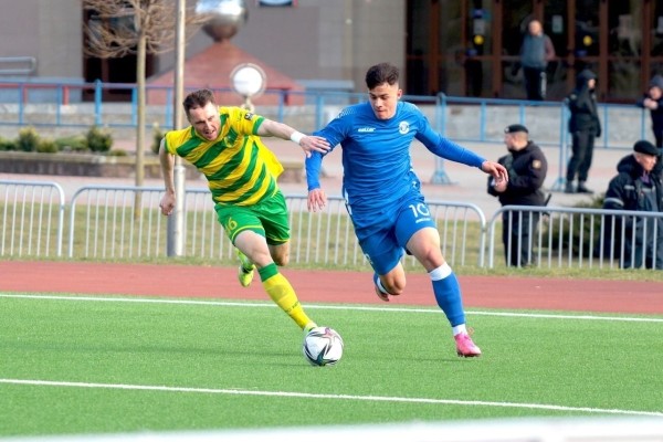 В АБФФ говорят, ее Академию закрыли бы без денег УЕФА. Базанова же якобы впечатлили успехи выпускников – но они и в школах клубов были перспективны, а сейчас не блещут