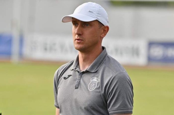 Футбол.  Артем Радьков: все старались выполнять игровое задание. Рады, что удалось одержать победу и заработать важные очки
 