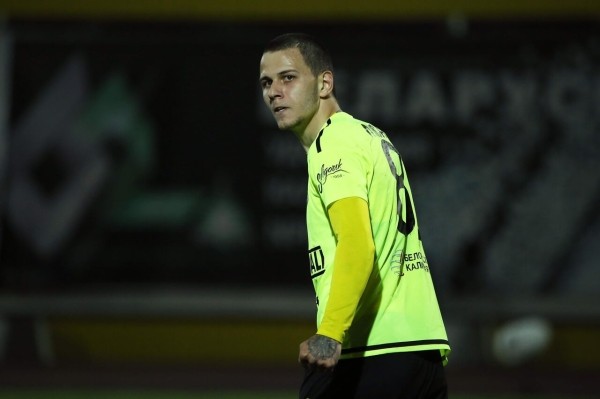 Дарбо – 8-й игрок чемпионата Беларуси за последние 10 лет, кого удалось продать за миллион евро и больше (у БАТЭ 5 таких сделок, у «Шахтера» – 2-я) Дарбо – 8-й игрок чемпионата Беларуси за последние 10 лет, кого удалось продать за миллион евро и больше (у БАТЭ 5 таких сделок, у «Шахтера» – 2-я)