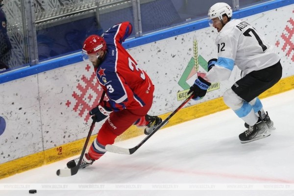 ФОТОФАКТ: Товарищеский матч "Динамо-Минск" - ЦСКА ФОТОФАКТ: Товарищеский матч "Динамо-Минск" - ЦСКА