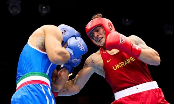 Усик и Джошуа 10 лет назад выиграли Олимпиаду. Украинец перед этим чуть не закончил с боксом, а англичанин мог сесть за наркоторговлю