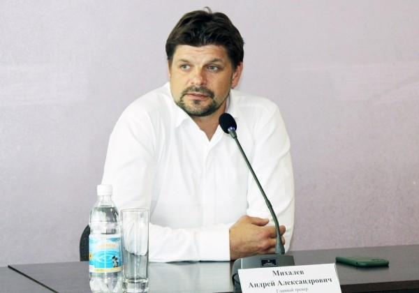 Хоккей.  Андрей Михалев: главная команда – это "Динамо-Минск". Если их будут привлекать в первую команду, для нас это будет важный плюс
 