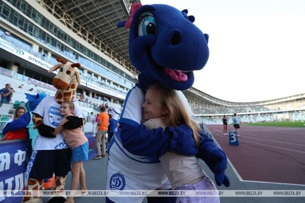 ФОТОФАКТ: Открытый чемпионат Беларуси по легкой атлетике проходит на минском стадионе "Динамо"