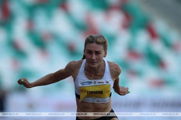 ФОТОФАКТ: Открытый чемпионат Беларуси по легкой атлетике проходит на минском стадионе "Динамо"