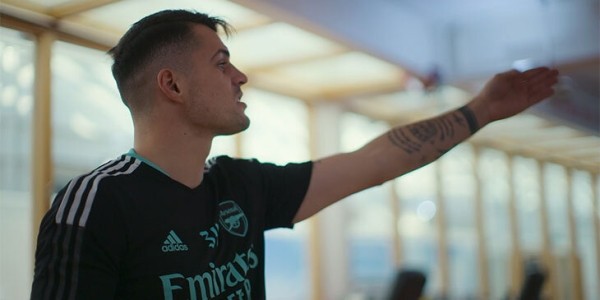 Как конфликт Артеты и Обамеянга выглядел изнутри? Фрагмент из документалки про «Арсенал»