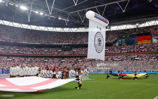 Футбол. Финал женского Евро-2022 посетило рекордное количество зрителей как для мужских, так и женских чемпионатов Европы
Футбол. Финал женского Евро-2022 посетило рекордное количество зрителей как для мужских, так и женских чемпионатов Европы