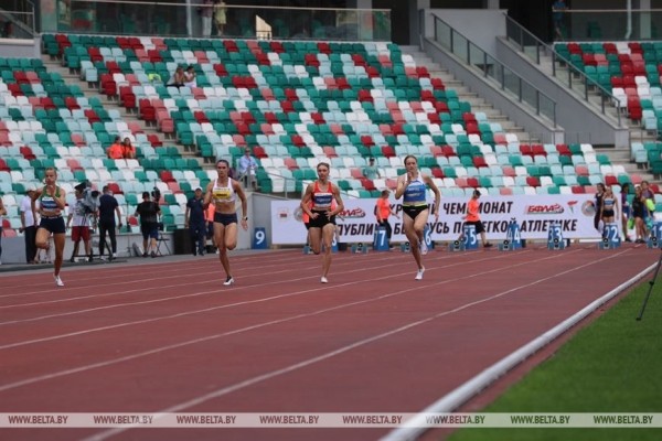 Во второй день чемпионата Беларуси по легкой атлетике разыграны 22 комплекта наград