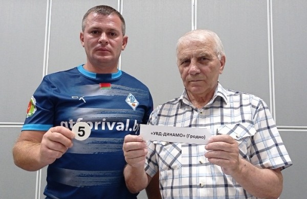 Разное. Мини-футбол. Состоялась жеребьевка календаря чемпионата Беларуси, который стартует 17 сентября
Разное. Мини-футбол. Состоялась жеребьевка календаря чемпионата Беларуси, который стартует 17 сентября