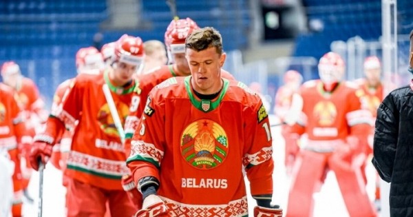 Хоккей.  Сергей Сушко на встрече с прессой: я попросил бы не говорить, что нашей сборной нет. Рано или поздно ИИХФ образумится
 