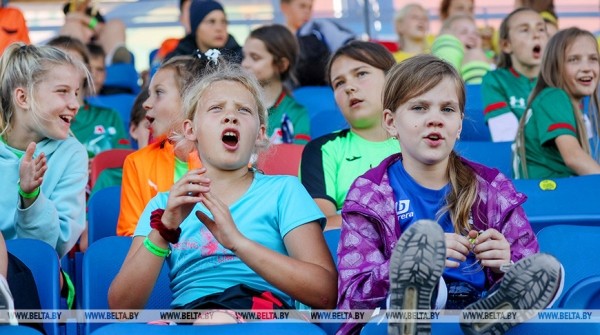 Около 100 юных футболистов поучаствуют в соревнованиях "Кубок двора" в Могилеве Около 100 юных футболистов поучаствуют в соревнованиях "Кубок двора" в Могилеве