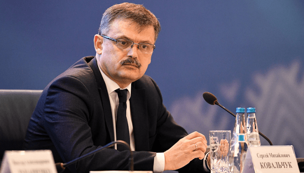 Новые объяснения европровала белфутбола от тех, кто его подталкивал: 4,5 года как «министр» валит на «предыдущих», слова главы АБФФ поднял на смех пропагандист Новые объяснения европровала белфутбола от тех, кто его подталкивал: 4,5 года как «министр» валит на «предыдущих», слова главы АБФФ поднял на смех пропагандист