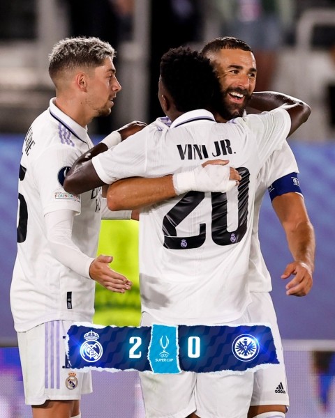 Футбол. "Реал" "всухую" победил "Айнтрахт" и выиграл Суперкубок УЕФА
Футбол. "Реал" "всухую" победил "Айнтрахт" и выиграл Суперкубок УЕФА