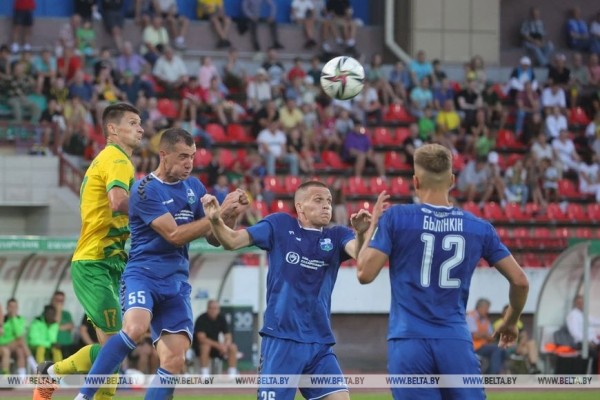 ФОТОФАКТ: Гол Зубовича помог "Неману" одержать победу над "Слуцком" ФОТОФАКТ: Гол Зубовича помог "Неману" одержать победу над "Слуцком"