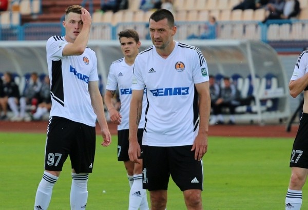 Футбол. "Энергетик"-БГУ разгромно проиграл "Торпедо"-БелАЗу в юбилей Юревича, потерпев первое поражение в девяти матчах
Футбол. "Энергетик"-БГУ разгромно проиграл "Торпедо"-БелАЗу в юбилей Юревича, потерпев первое поражение в девяти матчах