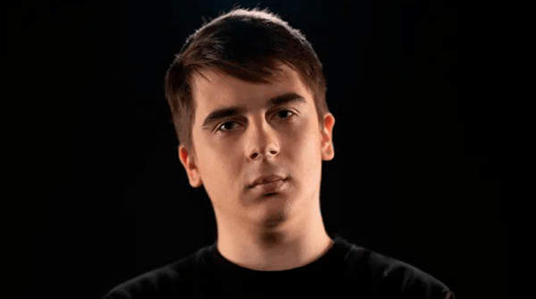 Разное.  Встреча киберспортивных команд с Valve, даты проведения Fight Club по&nbsp;Dota 2 и другие новости индустрии за 18 августа
&nbsp;