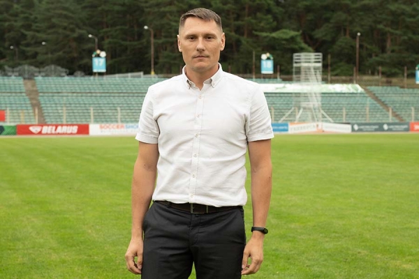 Работал кладовщиком, челночил в Польшу, учил руководящий состав МВД – теперь все эти люди рулят клубами «вышки» (есть и другие интересные биографии) Работал кладовщиком, челночил в Польшу, учил руководящий состав МВД – теперь все эти люди рулят клубами «вышки» (есть и другие интересные биографии)