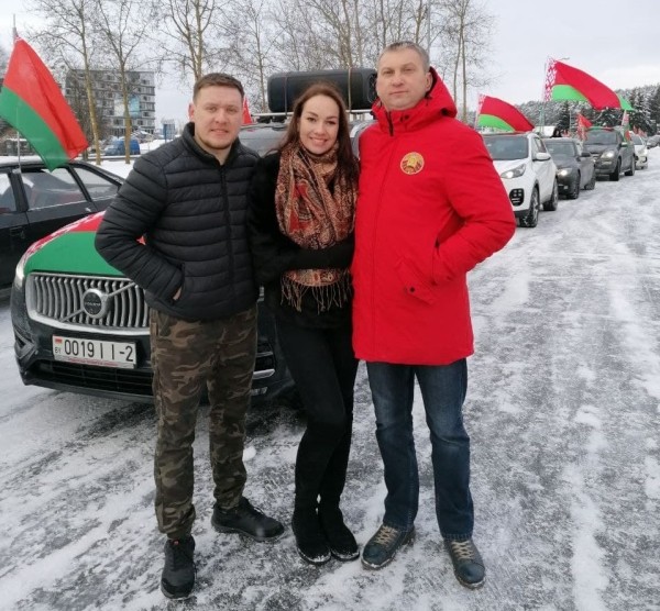 Выверенные цвета БАТЭ, кричалки а-ля Ботников и троеборье Баскова – дарим аттракционы для ябатек, которых едут развлекать лидеры ЧБ, АБФФ и борцы