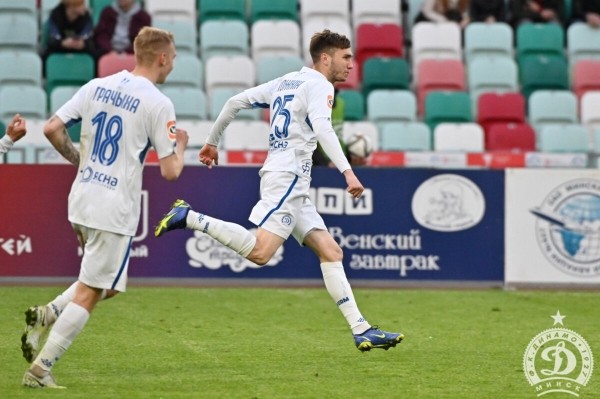 4 забивалы не старше 20, которые помогают своим клубам бороться за медали ЧБ: идут по графику Дарбо, могут голы-красавцы, но не всегда попадают в старт 4 забивалы не старше 20, которые помогают своим клубам бороться за медали ЧБ: идут по графику Дарбо, могут голы-красавцы, но не всегда попадают в старт