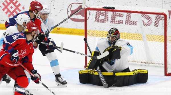 ФОТОФАКТ: Товарищеский матч "Динамо-Минск" - ЦСКА ФОТОФАКТ: Товарищеский матч "Динамо-Минск" - ЦСКА